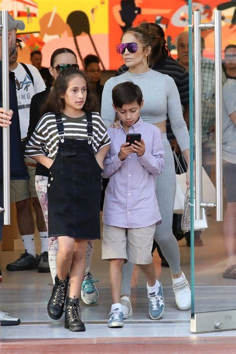 jennifer lopez make maka|jennifer lopez et ses enfants.